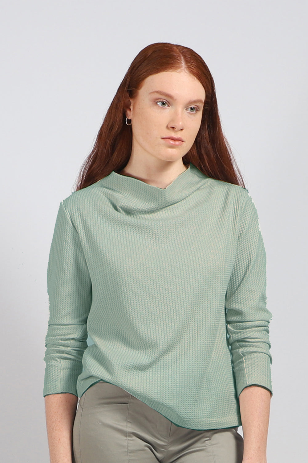 חולצת חורף מבד פיקה 100% כותנה בצבע ירוק מרווה - ברנרד
