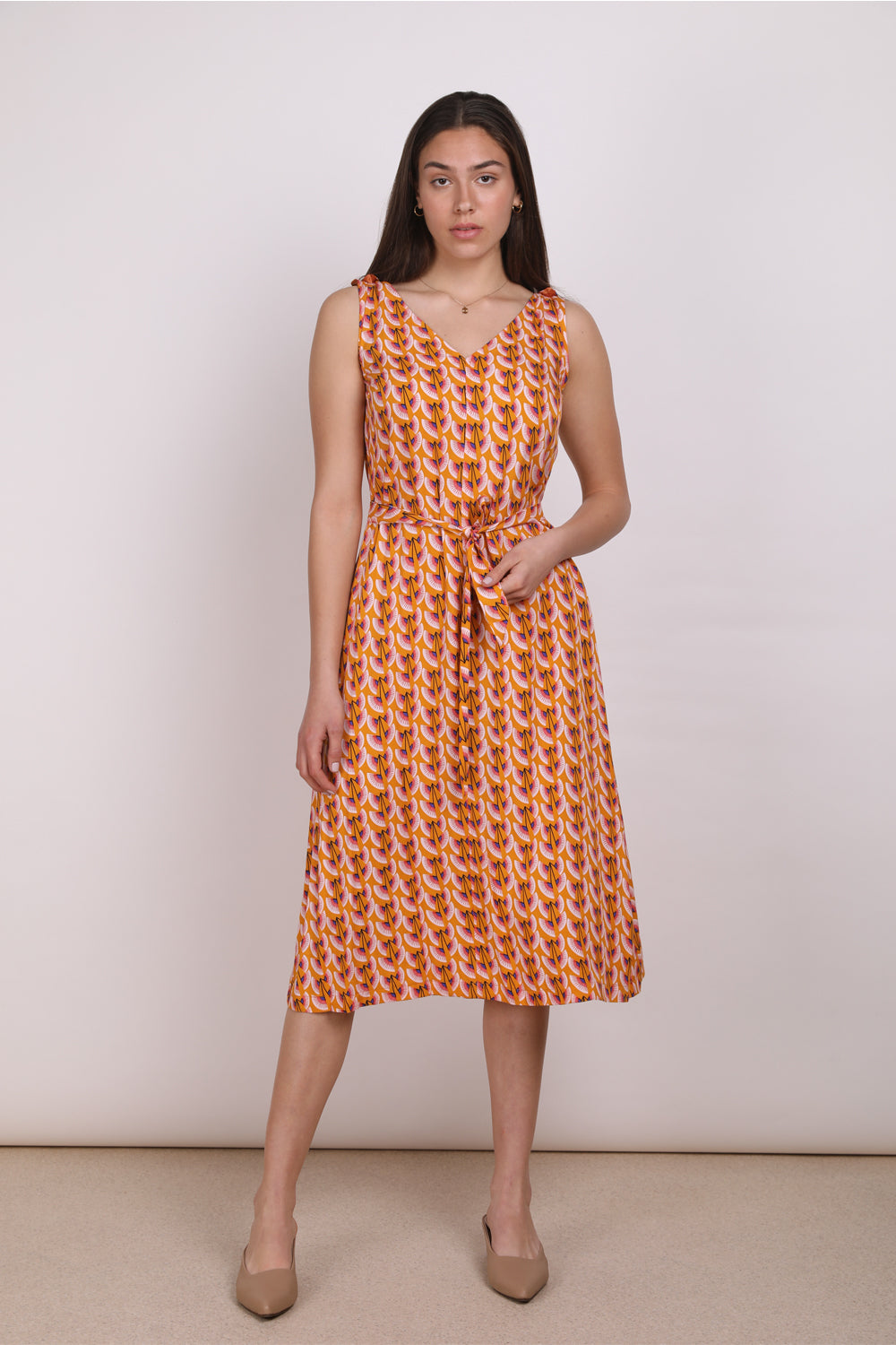 שמלת  קיץ מודפסת בצבע חרדל  - שמלת לולה